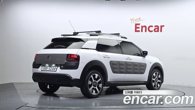 Citroen-DS C4 CACTUS из Кореи Encar