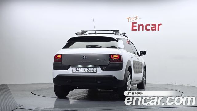 Citroen-DS C4 CACTUS из Кореи Encar
