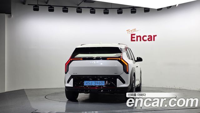 Kia EV3 из Кореи Encar