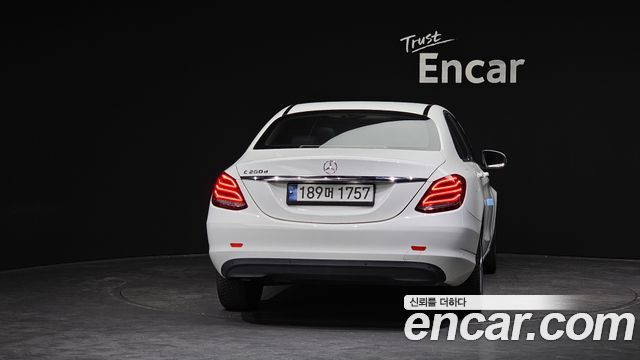 Mercedes-Benz C-Class из Кореи Encar