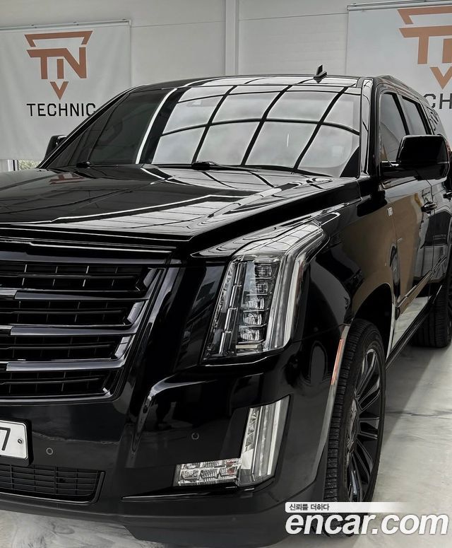 Cadillac Escalade 6.2 4th — пробег 51 300 км