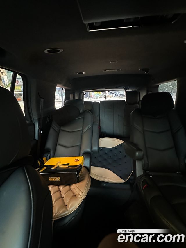 Cadillac Escalade 6.2 4th — пробег 51 300 км
