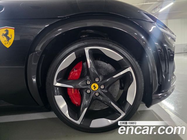 Ferrari Purosangue из Кореи Encar