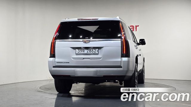 Cadillac Escalade 6.2 4th — пробег 81 510 км