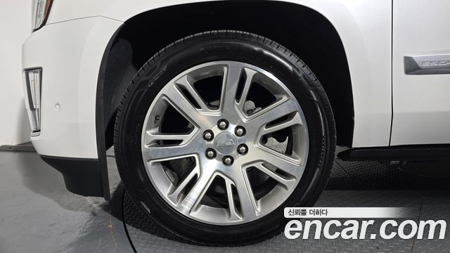 Cadillac Escalade 6.2 4th — пробег 81 510 км