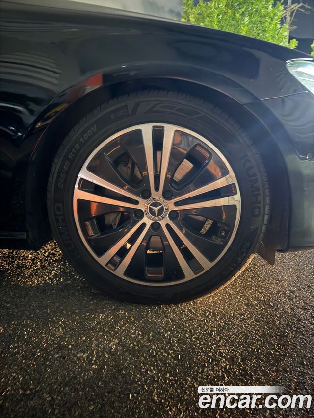 Mercedes-Benz E-Class из Кореи Encar