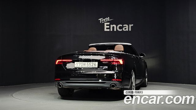Audi A5 45 TFSI Quattro Cabriolet — пробег 77 040 км