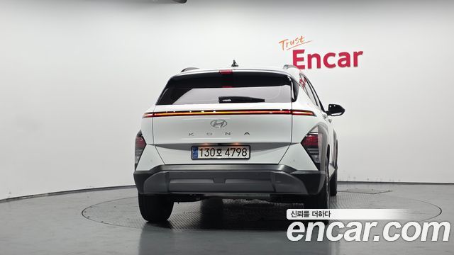 Hyundai Kona из Кореи Encar