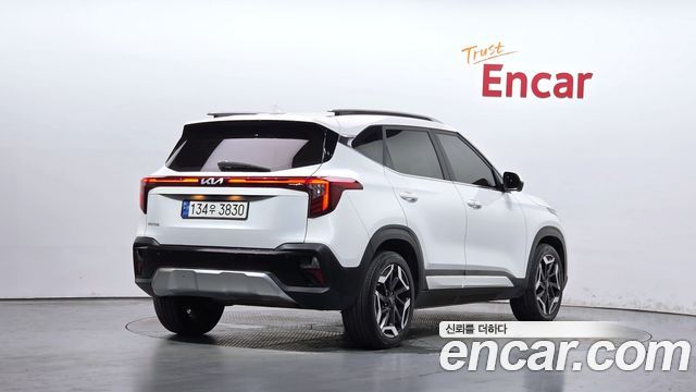 Kia Seltos из Кореи Encar