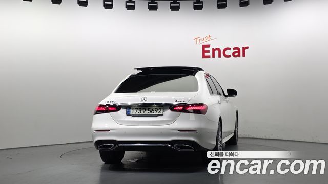 Mercedes-Benz E-Class из Кореи Encar