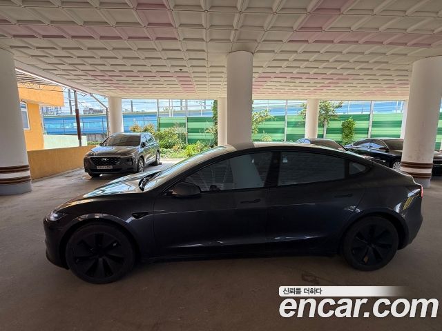 Tesla Model 3 RWD — пробег 28 184 км — фото 2 из 5
