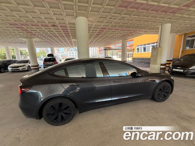 Tesla Model 3 RWD — пробег 28 184 км — фото 3 из 5