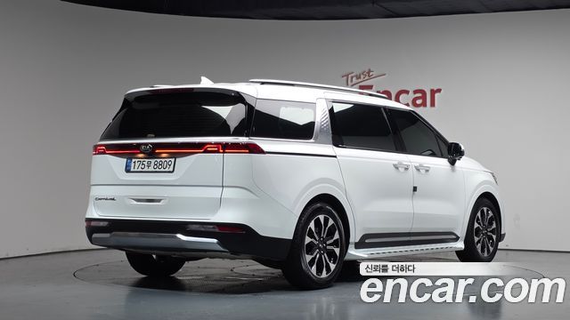 Kia Carnival Diesel 9-Seater Signature — пробег 64 517 км — фото 2 из 5