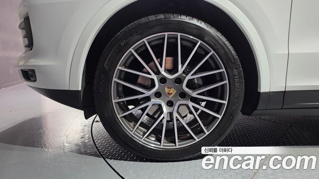Porsche Cayenne 3.0 — пробег 42 973 км — фото 5 из 5