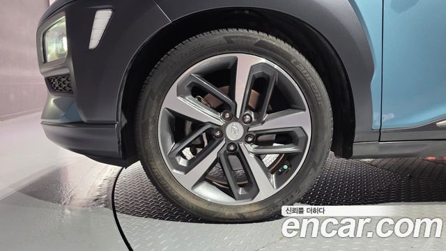 Hyundai Kona из Кореи Encar