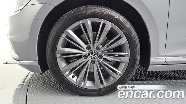 Volkswagen Passat из Кореи Encar