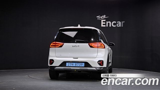 Kia Niro Earth — пробег 175 841 км — фото 4 из 5