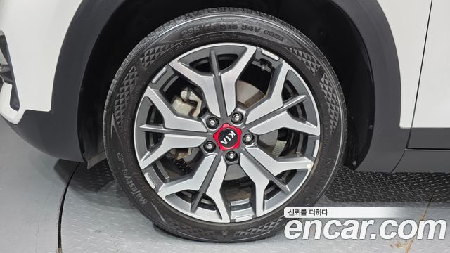Kia Seltos из Кореи Encar