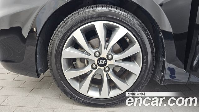 Hyundai Accent из Кореи Encar