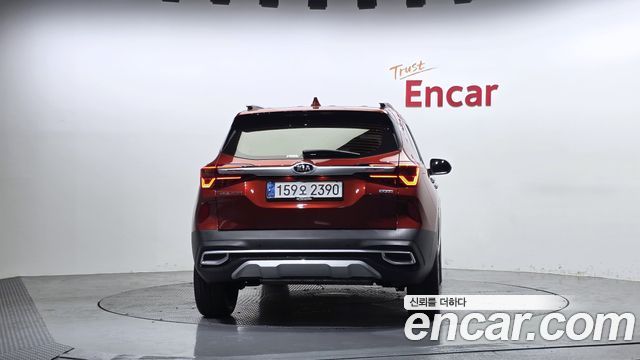 Kia Seltos из Кореи Encar