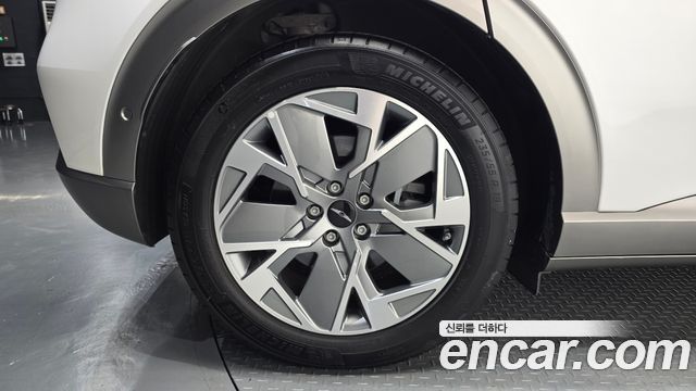 Genesis GV60 из Кореи Encar