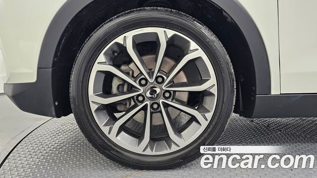 Ssangyong TIBOLI из Кореи Encar