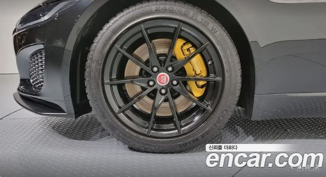 Jaguar F-TYPE P300 Coupe X152 — пробег 22 000 км