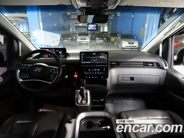 Hyundai Staria из Кореи Encar