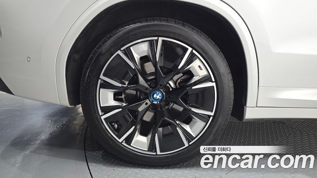 BMW iX3 M Sports — пробег 48046 км