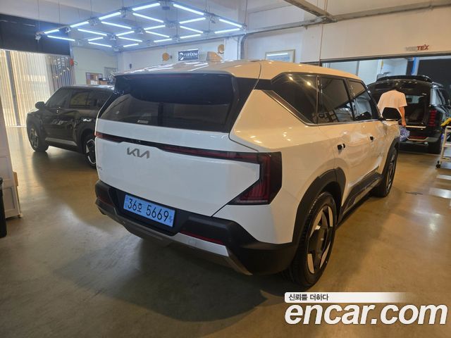 Kia EV5 Long Range 2WD AIr — пробег 323 км