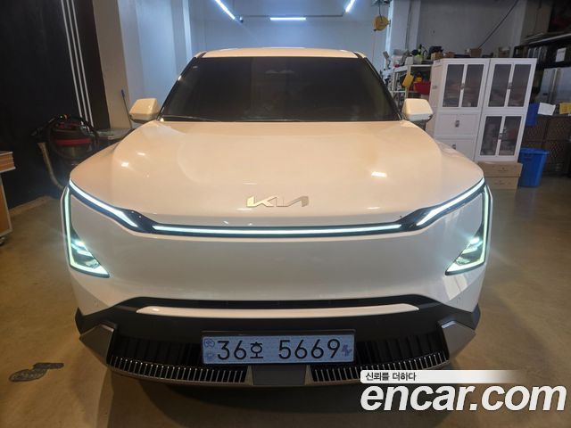 Kia EV5 Long Range 2WD AIr — пробег 323 км