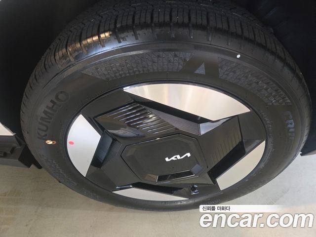 Kia EV5 Long Range 2WD AIr — пробег 323 км