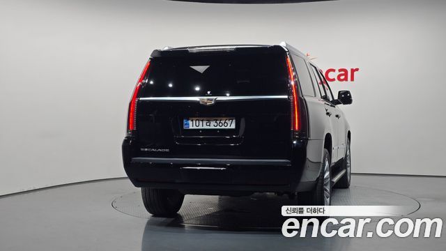 Cadillac Escalade 6.2 4th — пробег 125 870 км