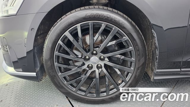Audi A8 50 TDI Quattro LWB — пробег 67 957 км