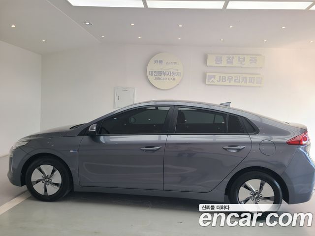 Hyundai Ioniq 1.6 HEV I — пробег 277147 км
