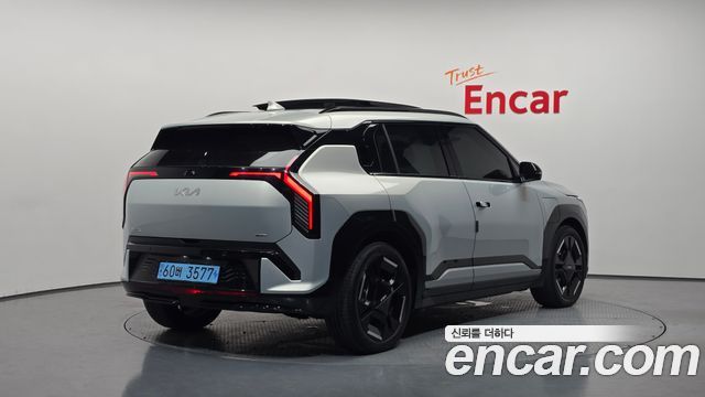 Kia EV3 из Кореи Encar