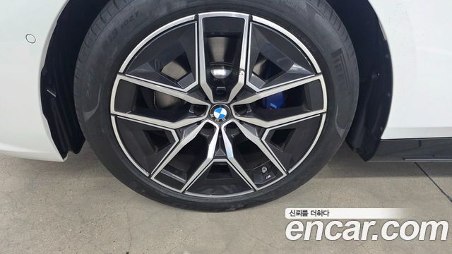 BMW 5-Series 523d M Sport — пробег 6007 км