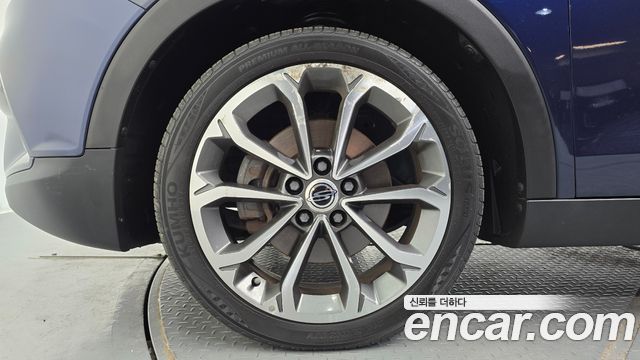 Ssangyong TIBOLI из Кореи Encar