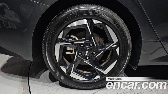 Kia K5 из Кореи Encar