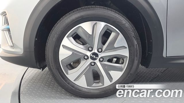 Kia Niro Prestige — пробег 95 203 км — фото 5 из 5