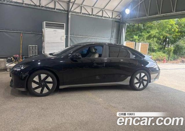 Hyundai Ioniq6 Standard Exclusive — пробег 74425 км