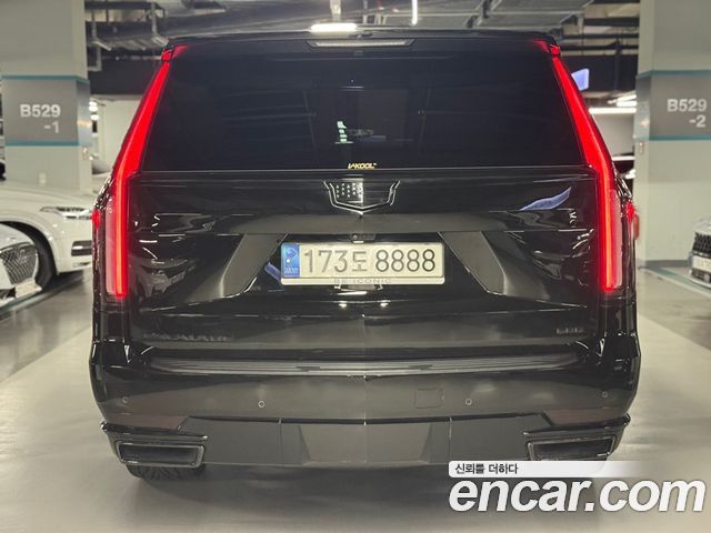 Cadillac Escalade 6.2 ESV ESV Sports Platinum — пробег 54 047 км