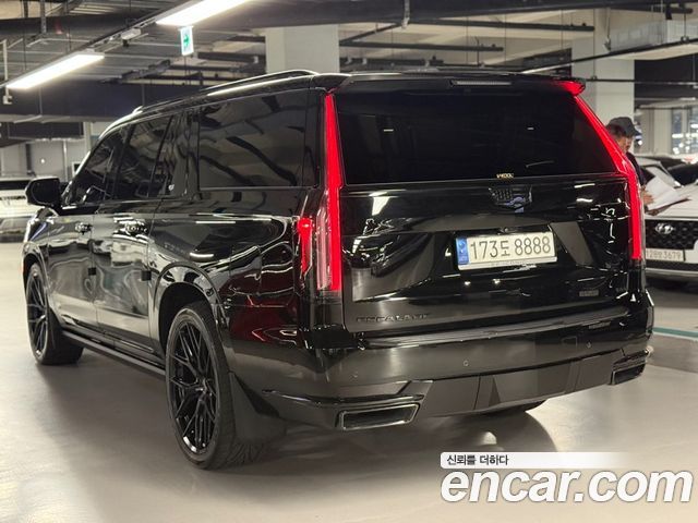 Cadillac Escalade 6.2 ESV ESV Sports Platinum — пробег 54 047 км