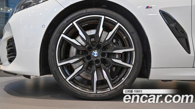 BMW 8-Series M850i xDrive Gran Coupe — пробег 9 591 км — фото 5 из 5