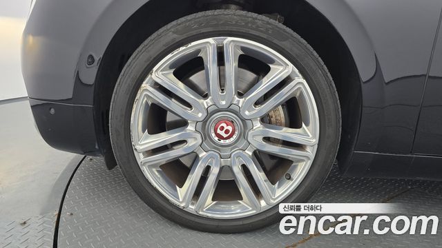 Bentley Flying Spur 4.0 — пробег 48 527 км