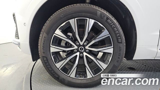 Volvo XC60 T8 Ultra Bright — пробег 8 778 км — фото 5 из 5