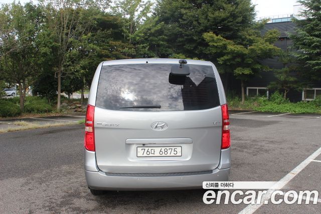 Hyundai Starex 11-Seater Wagon Smart — пробег 138 001 км — фото 5 из 5