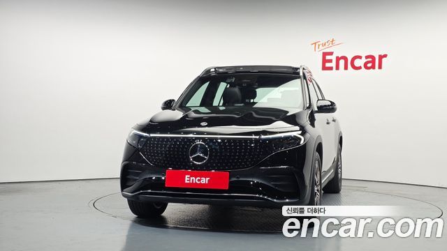 Mercedes-Benz EQB EQB300 4MATIC AMG Line — пробег 9 423 км — фото 3 из 5