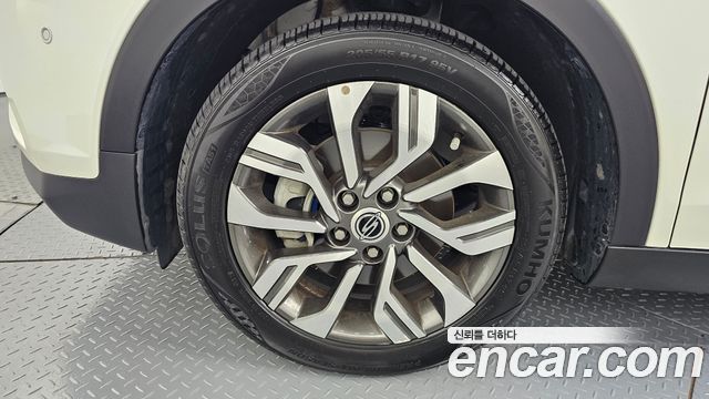 Ssangyong TIBOLI из Кореи Encar