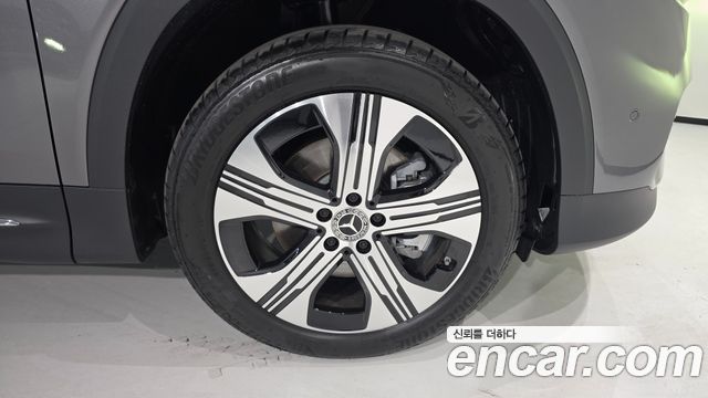 Mercedes-Benz EQB из Кореи Encar